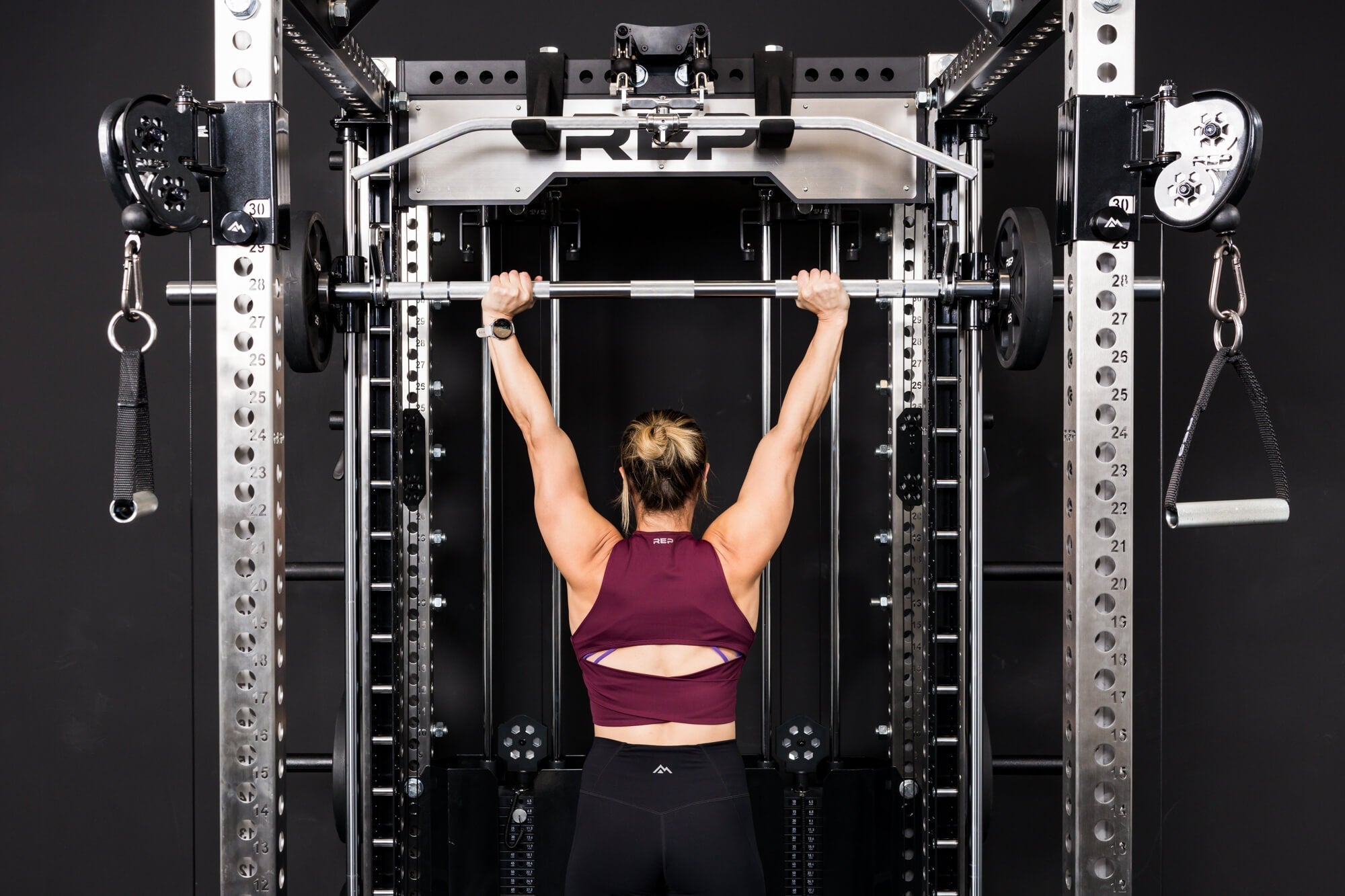How to Master the Smith Machine Shoulder Press – REP Fitness Europe